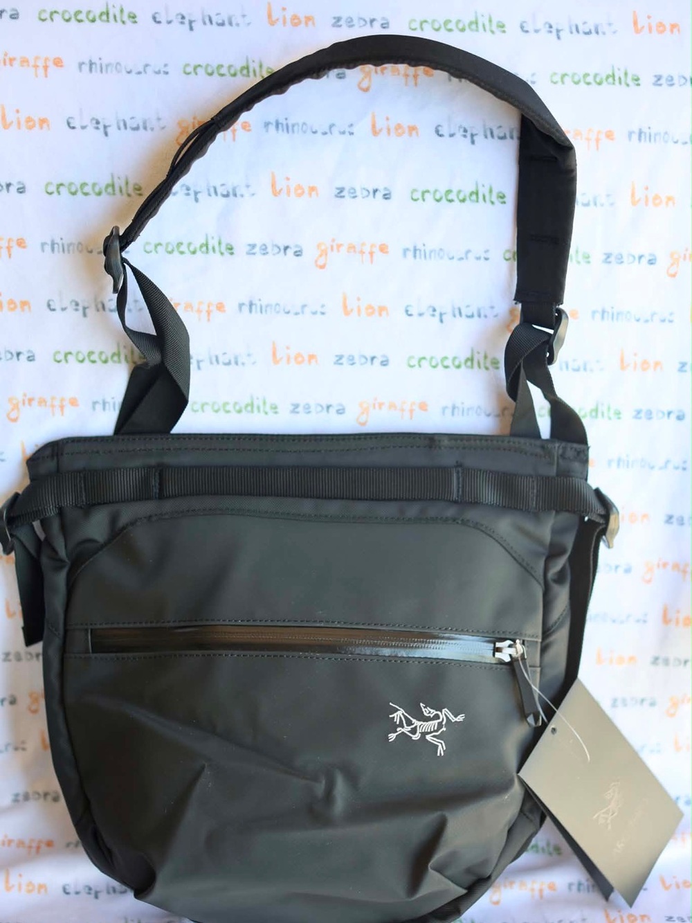 Arc'teryx Black Nylon Crossbody Messenger Bag